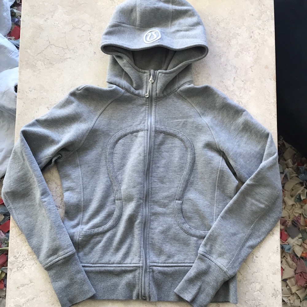 EUC Lululemon Scuba Hoodie *Stretch